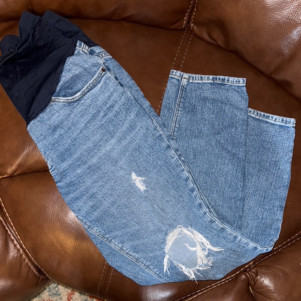 Old Navy Women's Maternity Boyfriend Jeans - Light Blue
